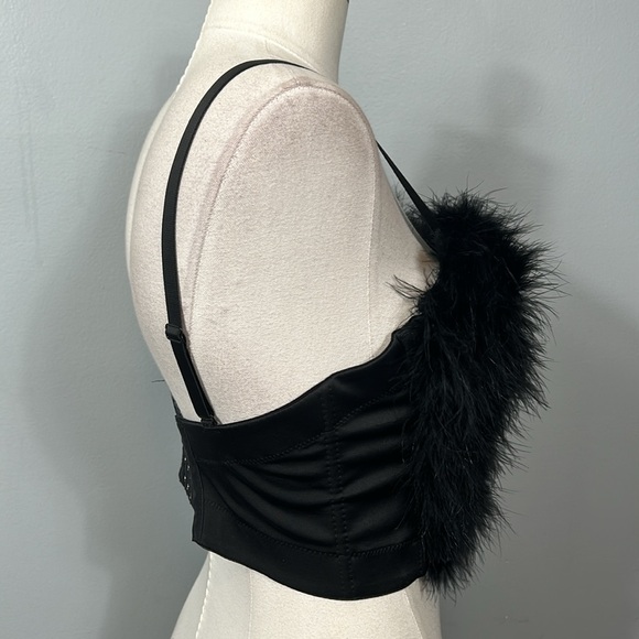 Black faux feather decorated crop top corset bra size M - Picture 5 of 12